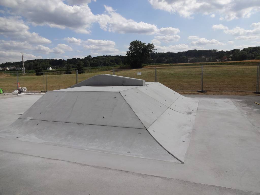 Skate parc en béton préfabriqué